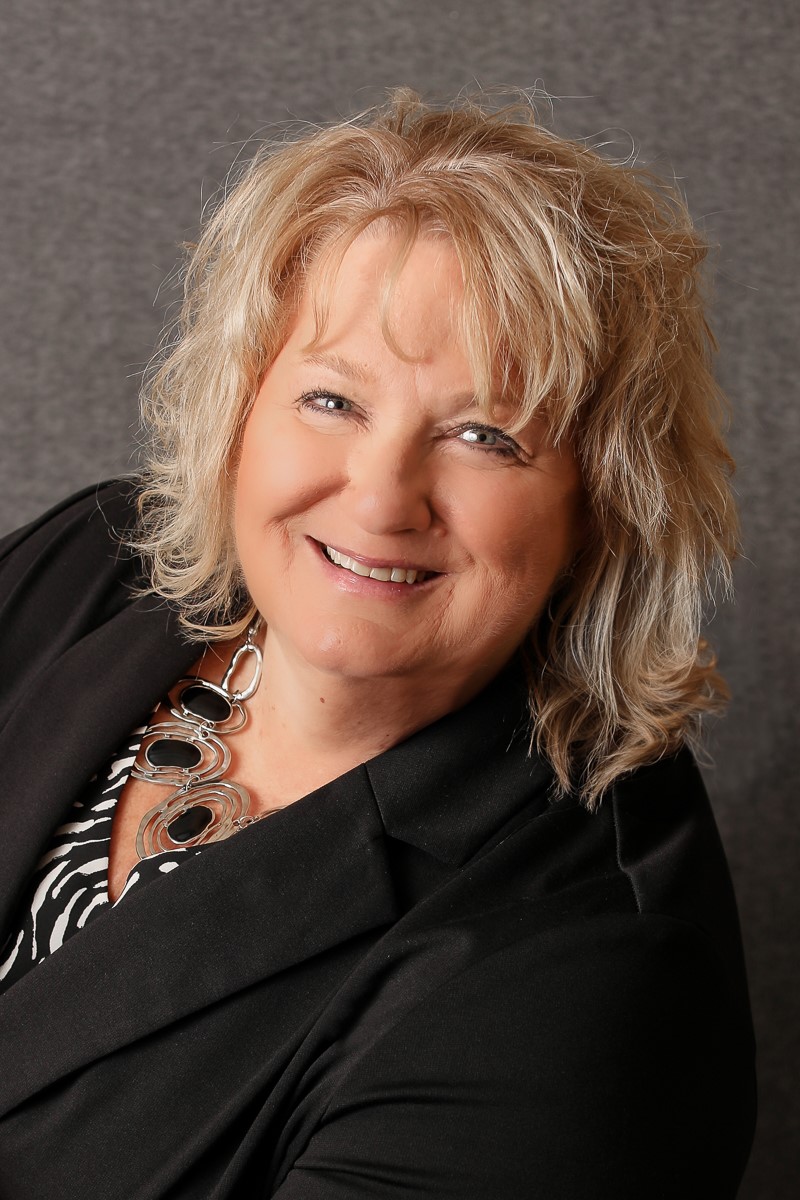 Monica Mayfield-Zahn_Headshot